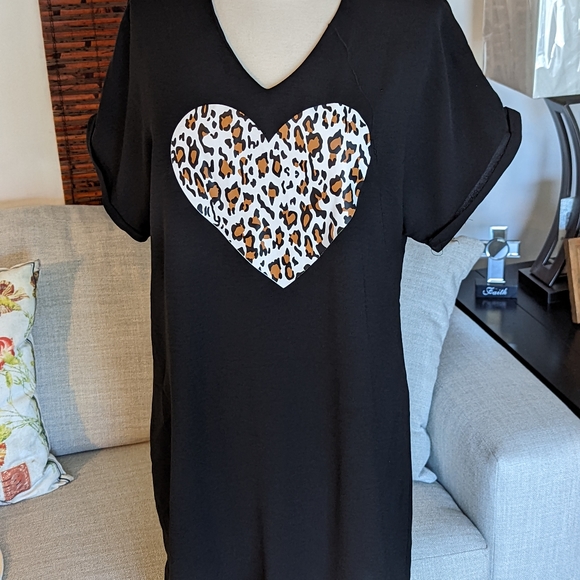 Tunic/ Dress.     A108 - Picture 5 of 5